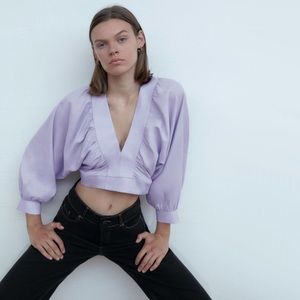 NWT Zara lilac purple low V-neck gathered accent crop top